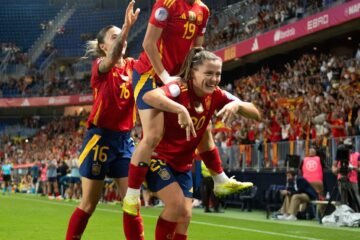 La misma España arrolladora golea a Suecia y se encamina a la final