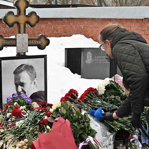 El Kremlin rechaza las acusaciones europeas de que Navalni murió envenenado y dice que «no se basan en nada»