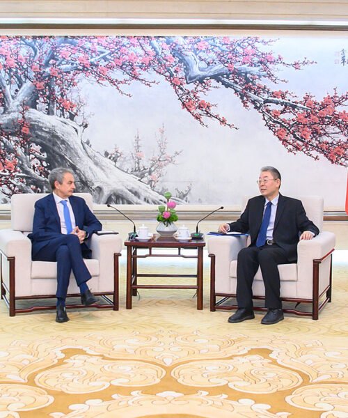 China despliega su diplomacia ideológica en España mientras Sánchez ultima su cuarta visita para abril