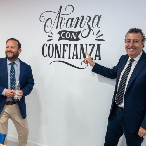 El alcalde de La Algaba trata de blindarse en su puesto tras la denuncia por «hostigamiento sexual» a un menor