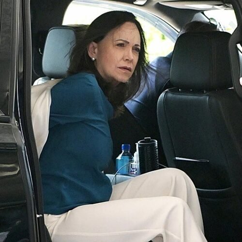 Rubio recibe a Machado tras decir que Venezuela tendrá una transición completa