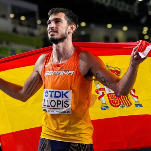 Quique Llopis consigue en el Mundial indoor la medalla que le consagra: plata en el 60 vallas