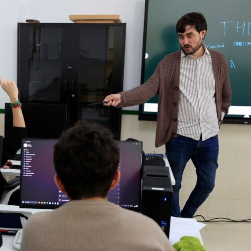 Más de la mitad de los profesores ha sufrido o ha sido testigo de agresiones en las aulas durante el ultimo curso: «Hay inseguridad y sensación de desprotección»