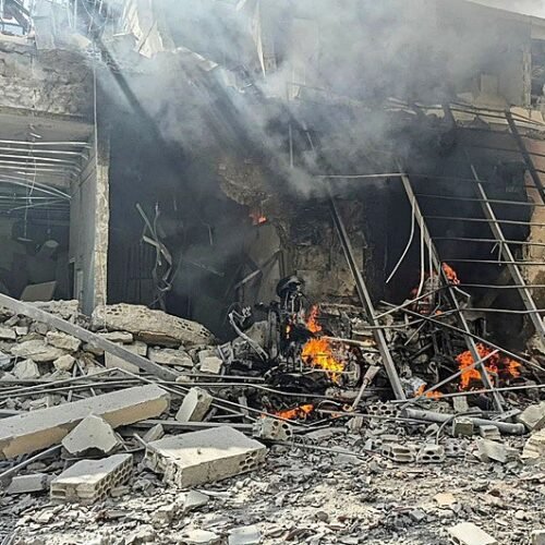 A pesar del acuerdo de negociación anunciado por Netanyahu, siguen los ataques israelíes en el Líbano