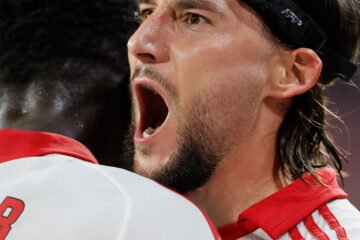 Un Atlético que piensa en Champions cae ante un Sevilla que sale del descenso