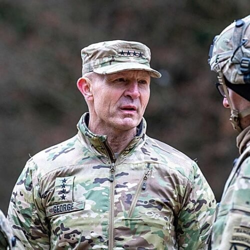 EE.UU. destituye al jefe del Ejército en plena guerra de Irán