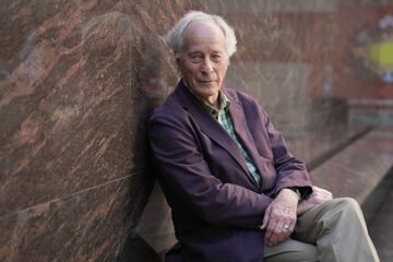 Richard Ford: «Stalin mataba a escritores y poetas, ahora parece que intentan volver a esa idea»