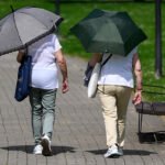 El calor activa el aviso amarillo en cuatro comunidades por máximas de hasta 38 grados