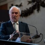 La RAE refuerza el lenguaje claro y señala la inteligencia artificial como reto en la comunicación pública