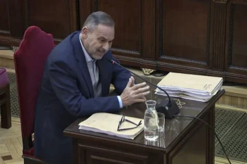 Ábalos subraya que su caso está «juzgado hace tiempo» y «con condena»