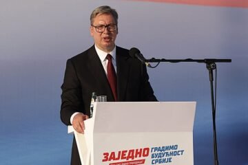 El presidente de Serbia anuncia que dimitirá «en unas pocas semanas» tras las protestas estudiantiles