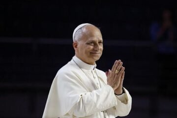 Visita del papa León XIV a Madrid, en directo | El Papa ‘teje redes’ con el mundo de la cultura, la economía y el deporte en un acto en el Movistar Arena