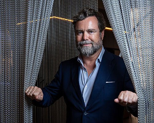 Iván Espinosa de los Monteros: «La prioridad nacional es echar a Pedro Sánchez del Gobierno»