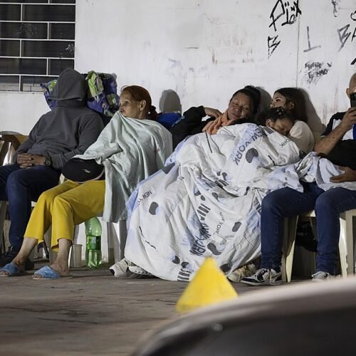 Edificios colapsados y pánico en las calles, los testimonios tras el terremoto en Venezuela: «Sentíamos las réplicas a cada rato»