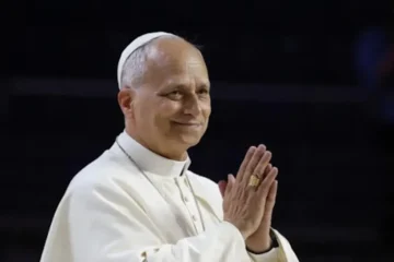 El Papa apela al «arte de tejer redes» y «construir juntos algo genuinamente humano»