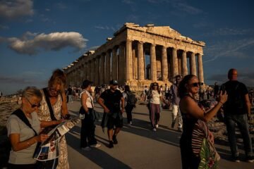 Apuñalados dos turistas a la entrada de la Acrópolis de Grecia