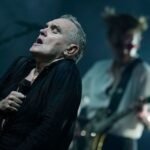 Morrissey arrasa y demuestra que sigue siendo el mejor haciendo de Morrissey