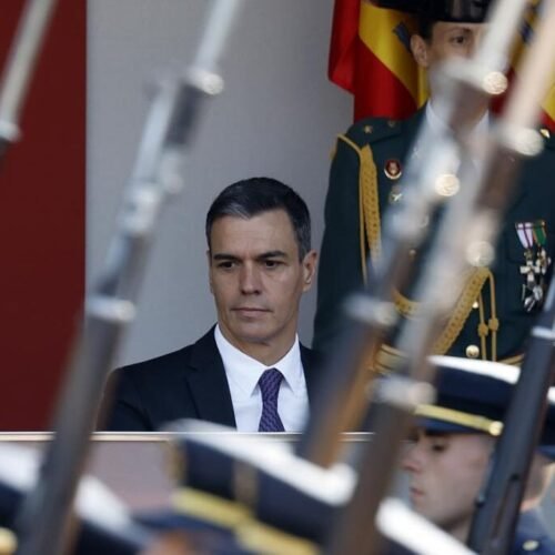 El gasto militar de Sánchez sólo concita el aplauso de Trump: izquierda y derecha exigen explicaciones y acusan al Gobierno de opacidad