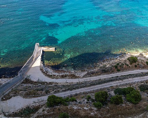 Marruecos detiene a gran parte de un grupo de 50 migrantes que pretendía acceder a Ceuta a nado