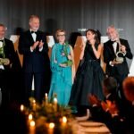 Víctor-M. Amela, Ima Sanchís y Lluís Amiguet, premio Luca de Tena: «Con ‘La Contra’ hemos aprendido a gozar de la infinita diversidad de lo humano»