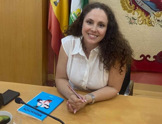 NOELIA SUÁREZ GÓMEZ REVOLUCIONA LA GESTIÓN DEL CONFLICTO EN SU ENSAYO ‘LA MEDIACIÓN: LA MESA DE LAS OPORTUNIDADES’