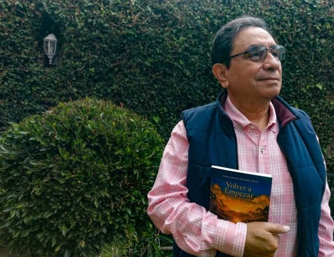 JAIME CONTRERAS HERNÁNDEZ JACH REMUEVE CONCIENCIAS Y CRITICA LA CORRUPCIÓN SOCIAL EN SU NOVELA ‘VOLVER A EMPEZAR’