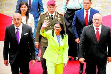 Trump blinda a Delcy hasta que celebre elecciones en Venezuela dentro de un año