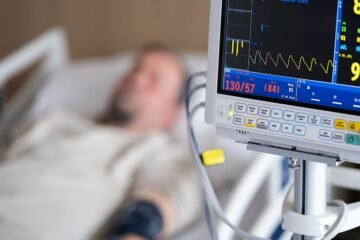 Los pacientes que sufren un infarto tienen más microplásticos en la sangre del corazón