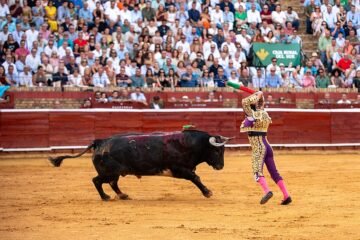 El Fandi: «Estoy contento por haber vivido cosas bonitas después de muchos años en Huelva»