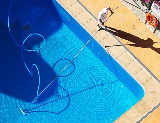Con quién te metes en la piscina
