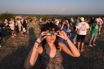 Ni dolor ni ojos rojos, estos son los síntomas de que el eclipse solar te ha dañado la retina