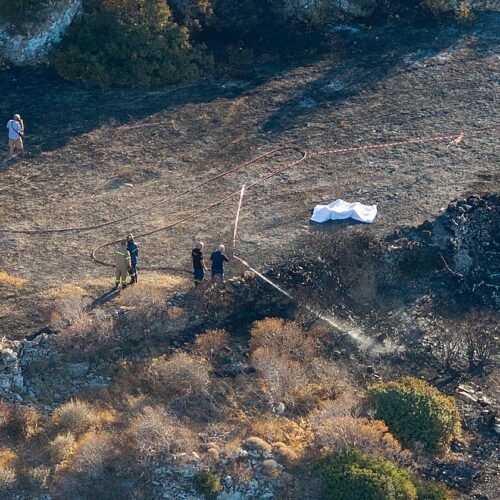 Fallecen un piloto griego y dos turistas británicos en un accidente de helicóptero en una isla griega