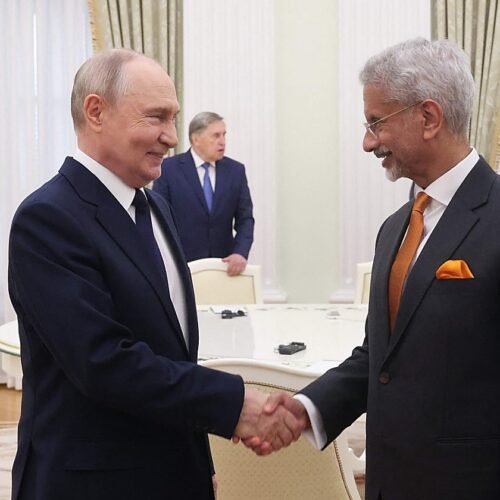 Putin redobla las advertencias a Reino Unido tras autorizar la cesión a Ucrania de planos de misiles Storm Shadow