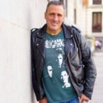 Javier Adrados, biógrafo de Mecano y autor del trivial de los 80: «Ana Torroja me invitó a unas vacaciones en México»