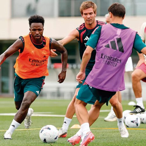 El Real Madrid mejora la oferta de renovación a Vinicius y espera respuesta