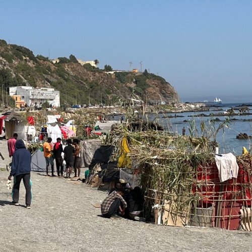 «Hay infecciones que no se están tratando»: el personal médico de Ceuta exige declarar la emergencia