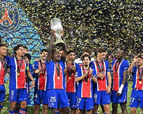 El PSG alarga su absolutismo: vence 2-1 al Aston Villa y revalida la Supercopa