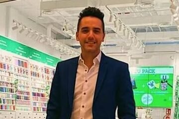 Ismael Villalobos, el extremeño fundador de La Casa de las Carcasas, entra por sorpresa en la directiva del Sevilla