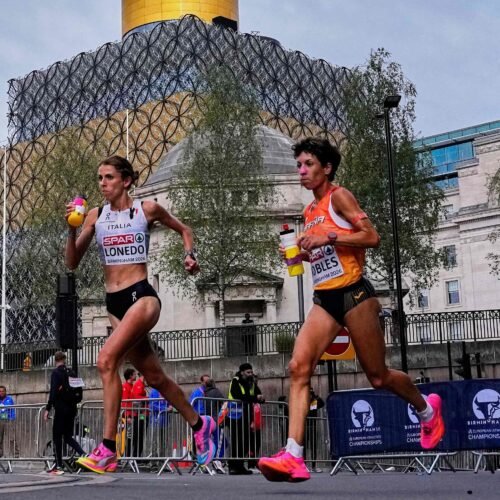 España logra la medalla de bronce en el maratón femenino por equipos