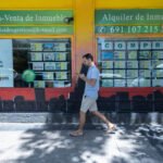 La vivienda pone a prueba el bolsillo de las familias: comprar o alquilar en Málaga y Baleares lamina la mitad de los ingresos cada mes