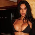 El explosivo posado en bikini de Kim Kardashian, la reacción de Tania Llasera a su última polémica y la foto viral de Kylian Mbappé, entre las fotos del jueves