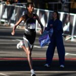 Kejelcha bate en Buenos Aires el récord mundial de medio maratón: 56:51