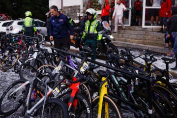 Una granizada obliga a cancelar la tercera etapa a 16 kilómetros de meta