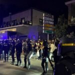 Clamor ceutí contra su «abandono» en una marcha que acaba con disparos disuasorios de la Policía: «Si no se quieren ir los echaremos»