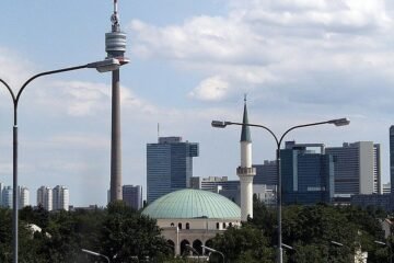 Austria aborda la prohibición del «islam político»