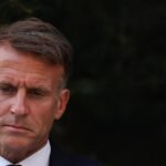 Macron enfila su último curso en el Elíseo tras su verano más difícil