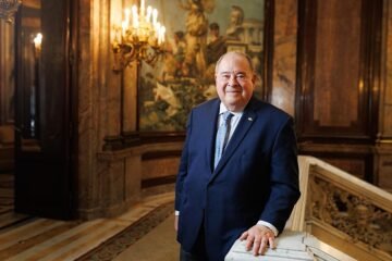 Eduardo Aguirre, el hombre que reparó las relaciones entre EE.UU. y España
