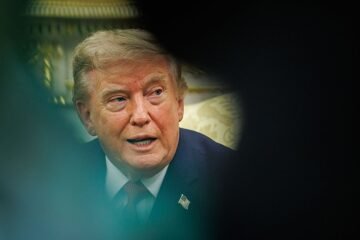 La guerra y su impacto en la economía hunden a Trump en las encuestas a las puertas de las legislativas