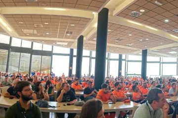 Los trabajadores de Airbus mantienen la huelga indefinida contra la empresa en toda España
