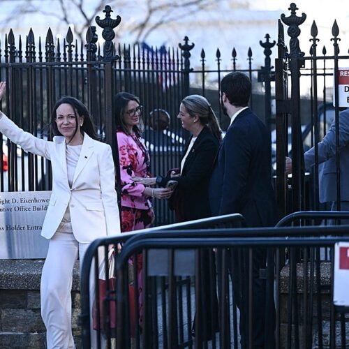 La presión de Machado devuelve las elecciones al centro de la agenda de Trump